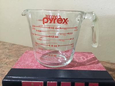 Pyrex 8 Cup, Shop