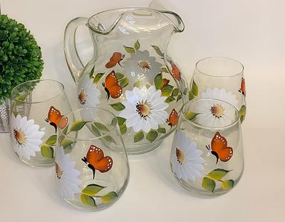 Set of 2- Daisy Decor - 15 oz Hand Painted Stemless Wine Glasses