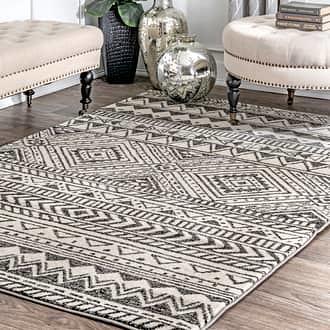 nuLOOM Asha Simple Border Indoor/Outdoor Accent Rug, 2x3, Light Brown