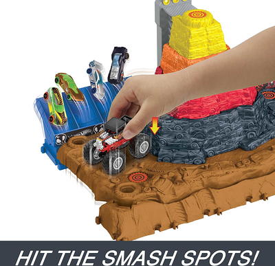 Hot Wheels Monster Trucks 5-Alarm Big Air Breakout Smash the Tower