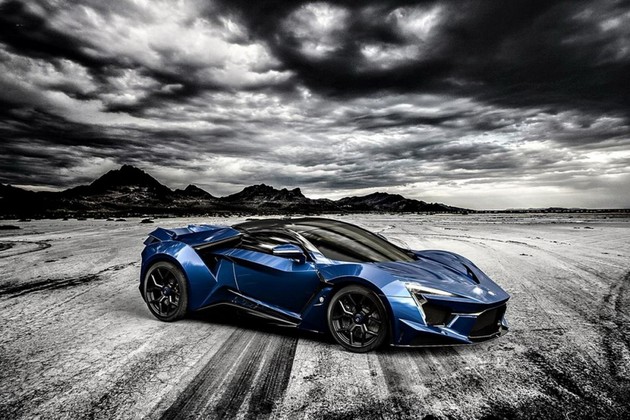 確定擠身「400km/h」極速俱樂部，W Motors「Fenyr SuperSport」本尊現身杜拜車展