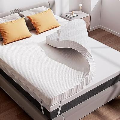 LINSY LIVING Warm Mattress Topper Full Size,Mattress Pad Cover, Plush Soft Mattress  Pad Cover with Elastic Straps - Mattress Protector Stretches up to 18  Inches Deep -Machine Washable 