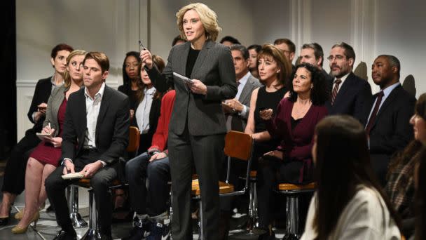 PHOTO: SATURDAY NIGHT LIVE -- 'Jessica Chastain' Episode 1736 -- Pictured: (l-r) Kate McKinnon as a reporter during 'Trump Doctor Press Conference Cold Open' in Studio 8H on Saturday, January 20, 2018 (Will Heath/NBC/NBCU Photo Bank via Getty Images)