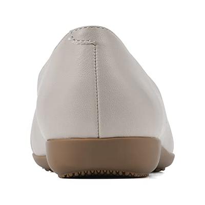 CLIFFS BY WHITE MOUNTAIN Women's Clara Ballet Flat, Lt Taupe