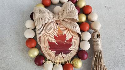 Red and White Wood Bead Garland, Christmas Bead Garland With Tassels,  Tiered Tray Decor 