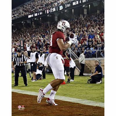 Clyde Edwards-Helaire LSU Tigers Unsigned White Jersey Reaction After  Scoring Touchdown Photograph