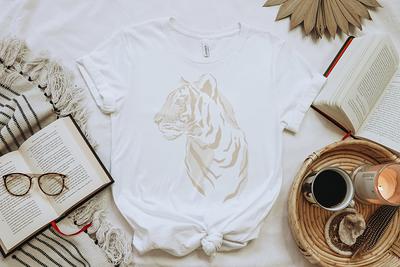 Tiger Graphic Tee, Women's Oversized T-Shirt, Tropical Jungle Vintage Tee,  Get em Tiger, tshirt for women, Gift for her, Grunge Tiger Shirt