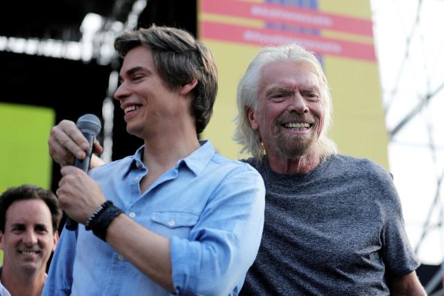 El cantante venezolano Carlos Baute junto a Robert Branson, el artífice del concierto de Cúcuta Fuente: Reuters.