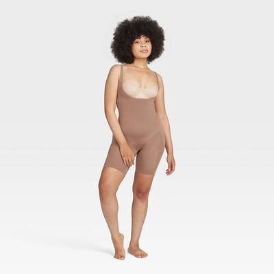 ASSETS by SPANX Women's Remarkable Results All-In-One Body Slimmer - Cafe  Au Lait M - Yahoo Shopping