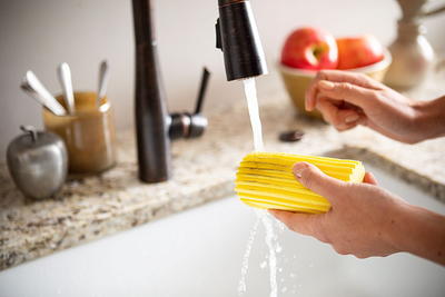  Scrub Daddy Damp Duster, Magical Sponge for Cleaning