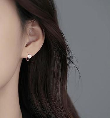 14K White Gold Helix Flat Back Labret Cartilage Piercing 3 Stone Round CZ  Crystal Internally Threading Body Jewellery Ear Piercing - Etsy