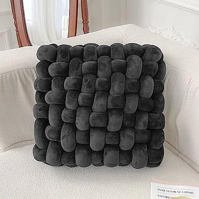 Velvet Chunky Yarn Bulky Giant Arm Knitting Yarn, Super Soft Jumbo Tube  Weight Yarn, Fluffy DIY Crochet Hand Making Washable Yarn for Blanket, Pet  Bed, Rugs Pillow (0.55lb-Black) - Yahoo Shopping