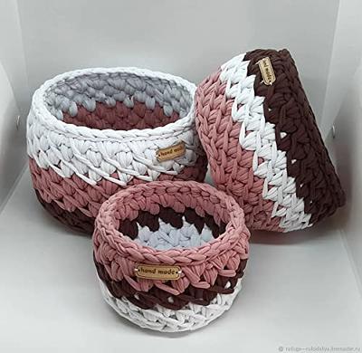 Knitting Yarn Fabric Cloth T-Shirt Yarn Carpet Yarn for Hand DIY Bag  Blanket Cushion Crocheting Projects, Pack of 2 Skeins, 3.5 Ounce x 2, 35  Yard x