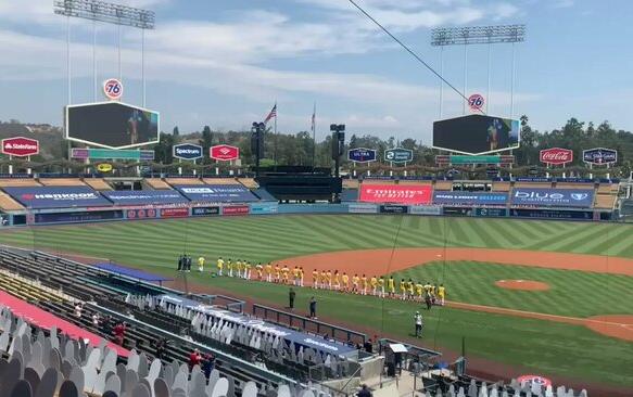 Dodgers Pay Tribute to Kobe Bryant on His Birthday