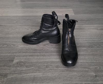 Vintage Black Leather Back Lace Up Women Ankle Boots Size 37 Eu Punk Rock  Chunky Heel Boot Made in Italy - Yahoo Shopping