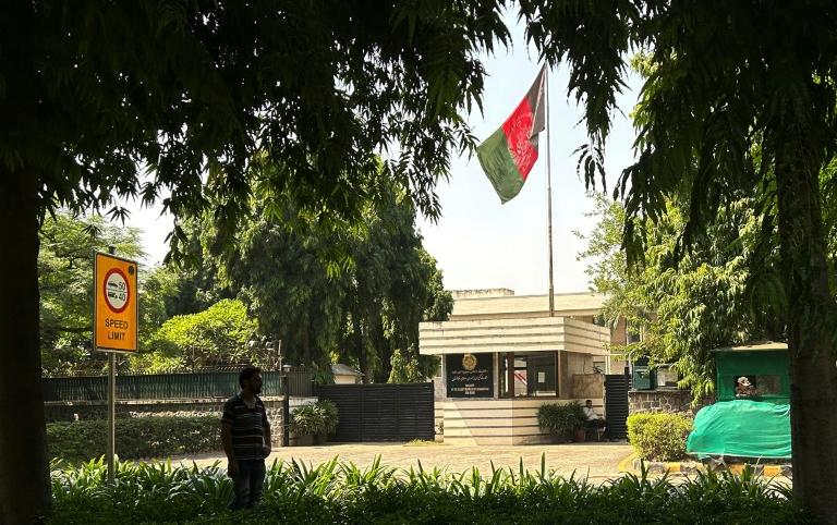 阿富汗駐印度大使館暫停運作