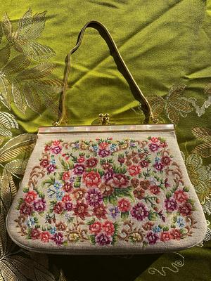 Gorgeous 1920S Art Deco French Beaded Purse Evening Bag, Pearl & Glass Beads,  Collectible Antique Purses, Bridal Handbags - Yahoo Shopping