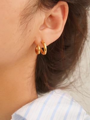 Gold Studs, Hoop & Dangle Earrings