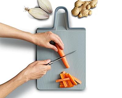  Joseph Joseph Chop2Pot Plus Folding Chopping Board