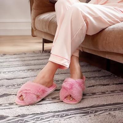  DOIOWN Women's Fuzzy Slippers Memory Foam Cute House Slippers  Plush Fluffy Furry Open Toe Home Shoes Bridal Bridesmaid Gifts for Wedding