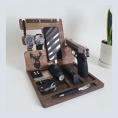 Custom Text Gifts for Men, Dad, Grandpa - Unique Handmade Desk Organizer  for Man, Father, Personalized Wood Phone Docking Station, Gift Ideas for