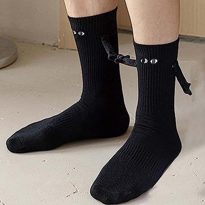 2 Pairs Funny Magnetic Suction 3d Doll Couple Socks, Couple Holding Hands  Funny Socks, Mid-tube Cute Socks Funny Gifts