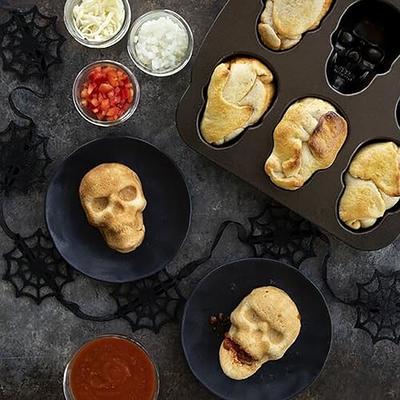 Haunted Skull Cakelet Pan