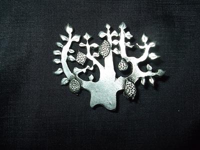 Worn to Love / Brooches Calista Brooch in Silver