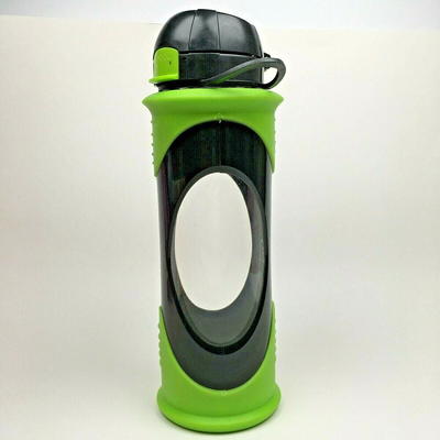 JoyJolt Vacuum Insulated Cocktail Protein Shaker - 20 oz Shaker Cup with  Measure Lid and Jigger Cap - Green