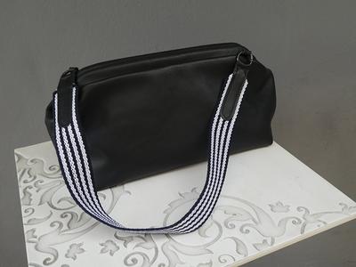 GENUINE LEATHER BLACK / OFF-WHITE LADIES BAG