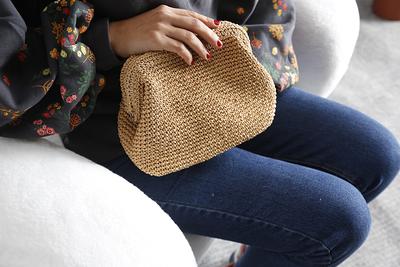 How to crochet Raffia Clutch Purse