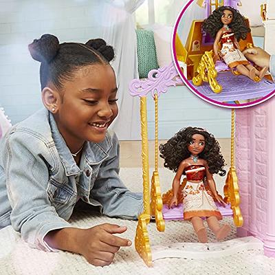 Hasbro Disney Princess Holiday Castle, Dollhouse with Music and Light Show,  Toy for Girls from 3 Years: : Toys