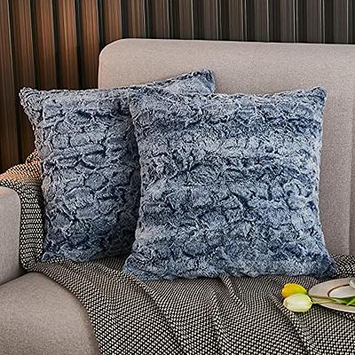 Faux Fur Decorative 18-inch Throw Pillows (Set of 2) - On Sale