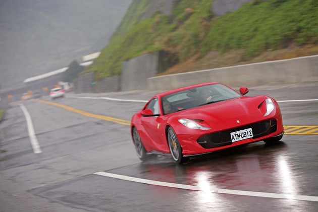 情迷義大利Ferrari 812 Superfast