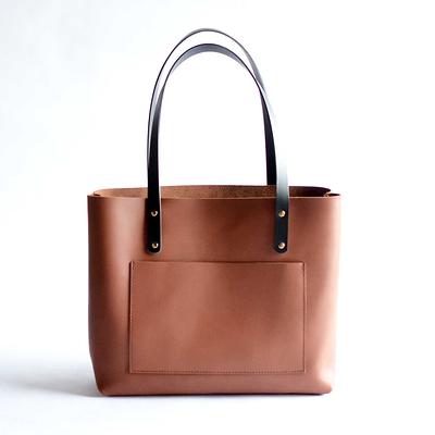 This Zippered Leather Tote Is a Versatile Carry-on Bag