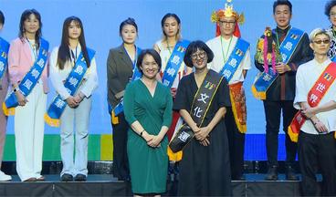 穿綠衣為「巴黎文化奧運」團隊綬帶　蕭美琴曝意涵：襯托藝術花朵