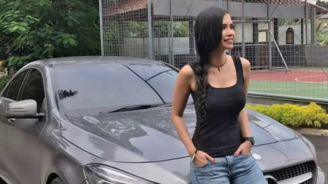 Model Seksi, Maria Vania Bagikan Tips Cegah Virus Corona