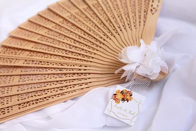 Fan Wedding Gifts & Favors