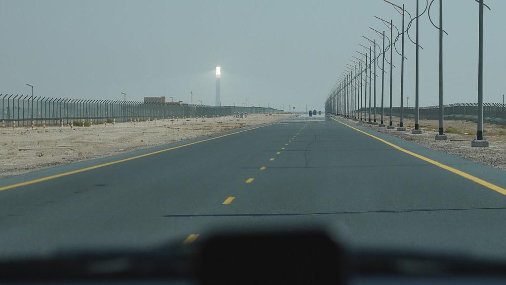 追尋沙漠裡的光 世界第七大產油國如何走上綠電之路