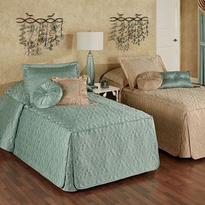 Romantica Grande Bedspread Wisteria, Queen, Wisteria - Yahoo Shopping