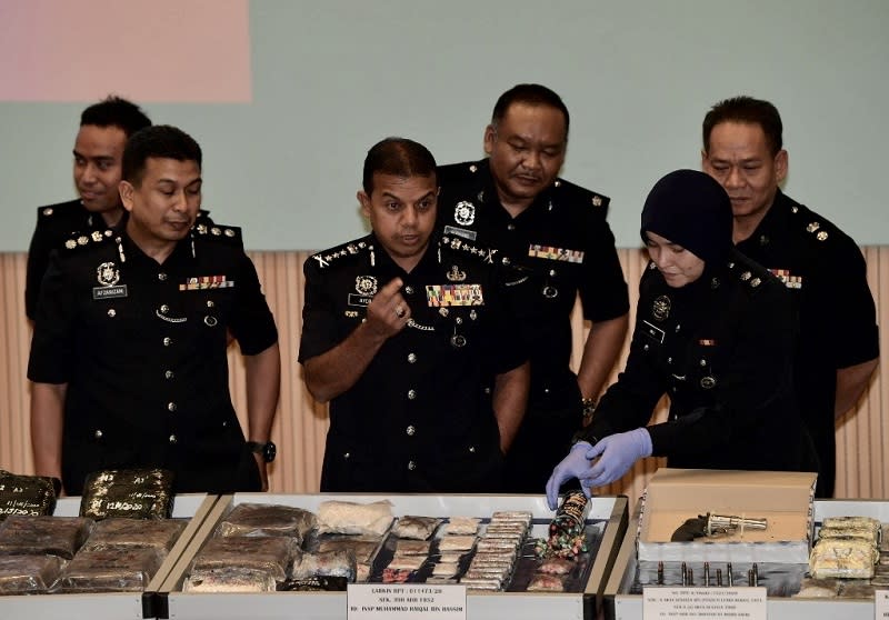 Johor cops bust Geng Halim drug ring