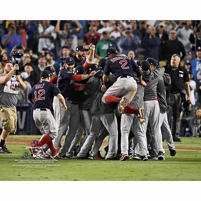 Kris Bryant Chicago Cubs Fanatics Authentic Unsigned 2016 World Series Champion Celebration Photograph