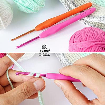 BCMRUN 7 mm Large Crochet Hook, Ergonomic Grip Soft Handles Crochet Hook  for Arthritic Hands, Extra Long Knitting Needles for Beginners and  Crocheting