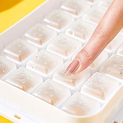 Ice Cube Tray with Lid and Bucket - Silicone Ice Cube Maker with Lid and  Freezer Container - Ice Pack Easy Release, Stackable Ice Bin Makes 64  Pieces