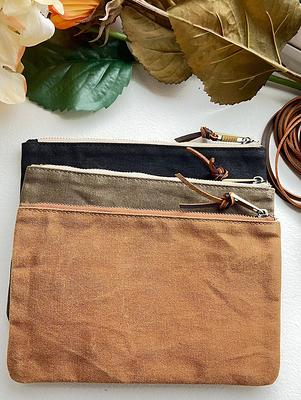 Waxed canvas small pouch / small zipper pouch / coin purse