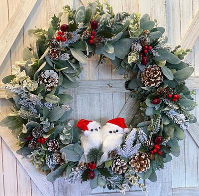 Simple & Elegant Winter Wreath - The Latina Next Door