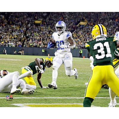 Tyreek Hill Miami Dolphins Unsigned Celebrates a Touchdown Photograph