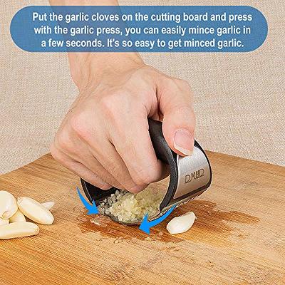 Zulay Kitchen Garlic Press and Peeler Set with Silicone Peeler & Brush