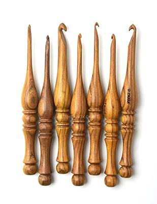 THE KNOX CRAFT - Wooden Crochet Hooks, Set of 7 Ergonomic Handle