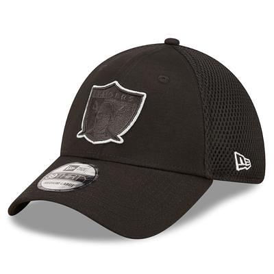 New Era Men's Las Vegas Raiders 2023 Sideline Pinwheel 59Fifty Fitted Hat